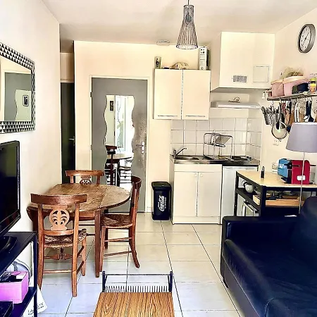 Two And Large Terrace * מונפלייה